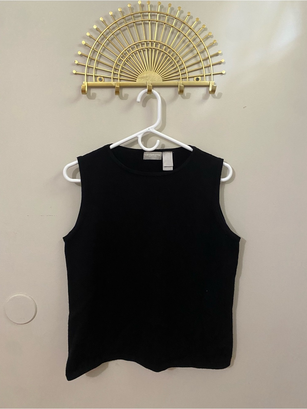 Liz Claiborne Black Sleeveless Crew Neck Tank